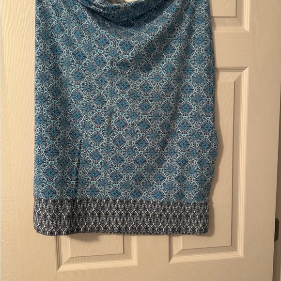 J. Jill Blue and White Patterned A-Line Skirt with side slit. - Picture 1 of 2